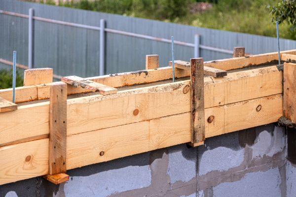 Cost of Poured Wall Construction in Stockton