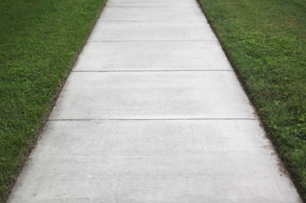 Cost of Concrete Walkway Replacement in Stockton