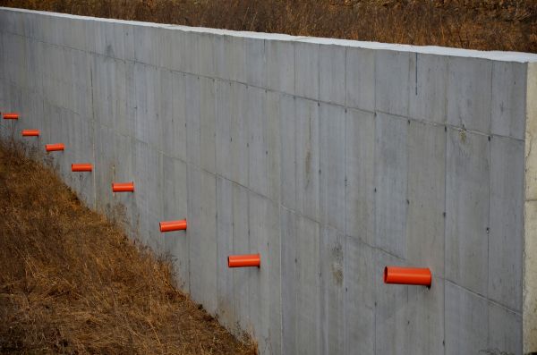 Cost of Concrete Wall Installation in Stockton