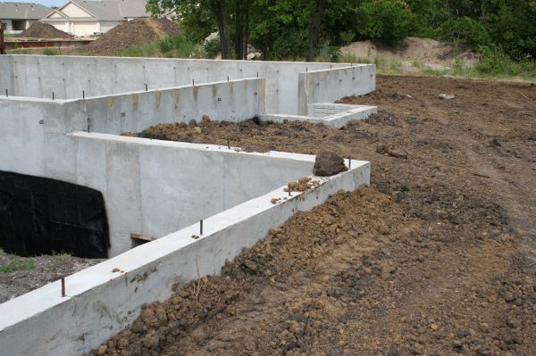 Cost of Foundation Wall Construction in Stockton